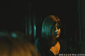 Original 900 px/ 599 px