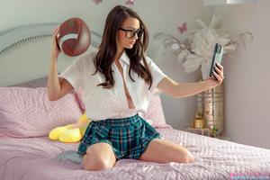 Original 8192 px/ 5464 px