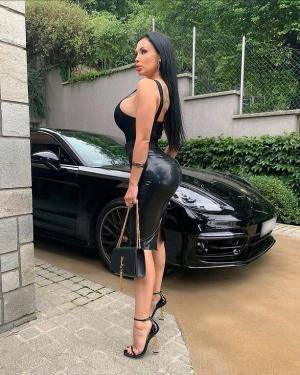 Original 613 px/ 768 px