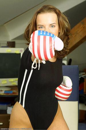 Original 683 px/ 1024 px