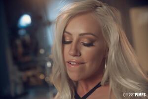 Original 5616 px/ 3744 px