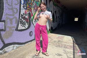 Original 3000 px/ 2000 px