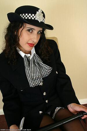 Original 683 px/ 1024 px