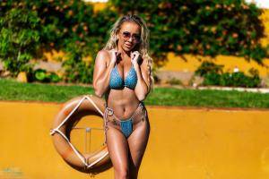 Original 4500 px/ 3000 px