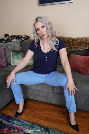 Original 3202 px/ 4800 px