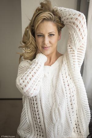 Original 3280 px/ 4928 px