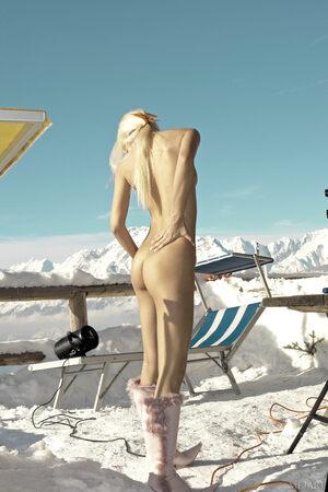 Original 2074 px/ 3110 px