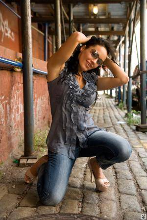 Original 1067 px/ 1600 px