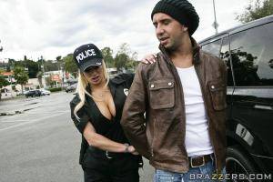 Original 900 px/ 600 px