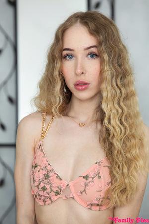 Original 3744 px/ 5616 px