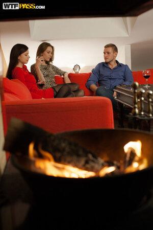 Original 1067 px/ 1600 px