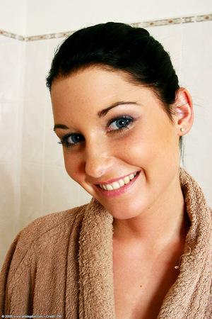 Original 682 px/ 1024 px