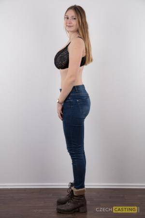 Original 533 px/ 800 px