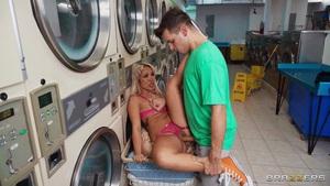 Original 1920 px/ 1080 px