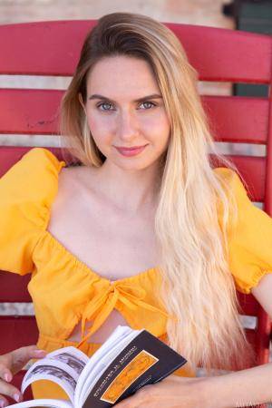 Original 3840 px/ 5760 px