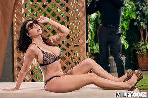 Original 2999 px/ 2000 px