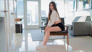 Original 3000 px/ 1687 px