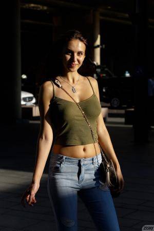 Original 1279 px/ 1920 px