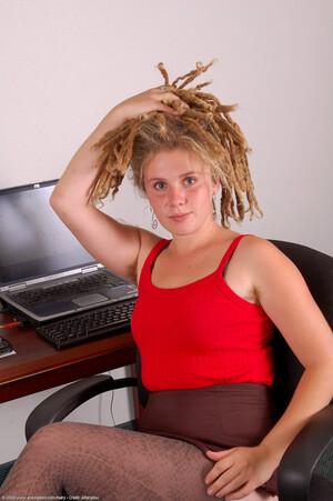 Original 1021 px/ 1536 px