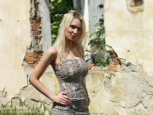 Original 1600 px/ 1200 px