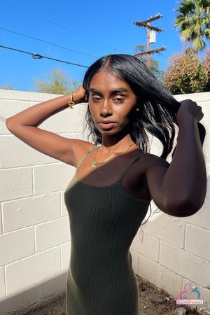 Original 2000 px/ 3000 px