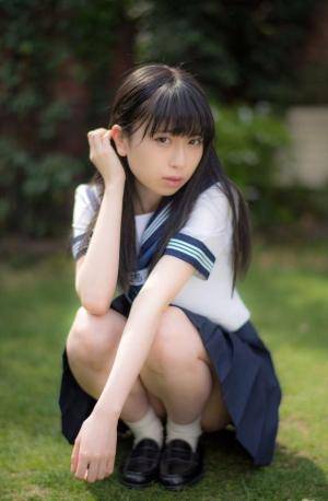 Original 589 px/ 900 px