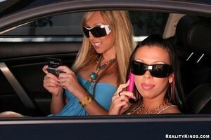 Original 900 px/ 600 px