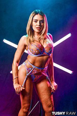 Original 2000 px/ 2999 px