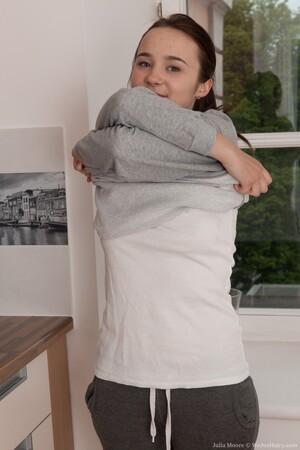 Original 2000 px/ 3000 px