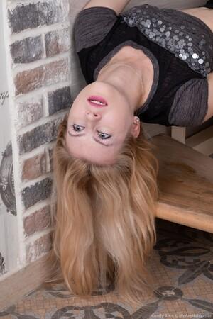 Original 2000 px/ 3000 px