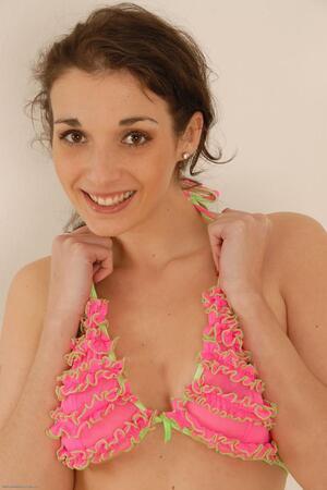 Original 682 px/ 1024 px