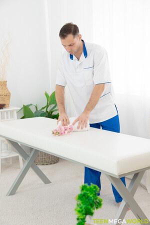 Original 2333 px/ 3500 px