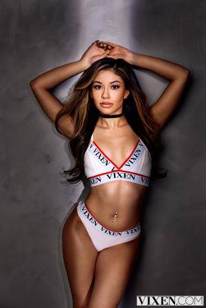 Original 2000 px/ 2999 px