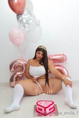 Original 853 px/ 1280 px