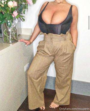 Original 750 px/ 923 px