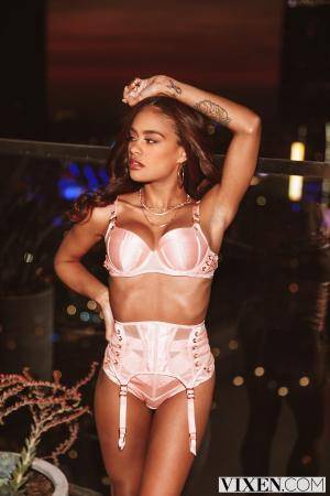 Original 2000 px/ 3000 px