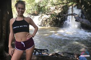 Original 3000 px/ 2000 px