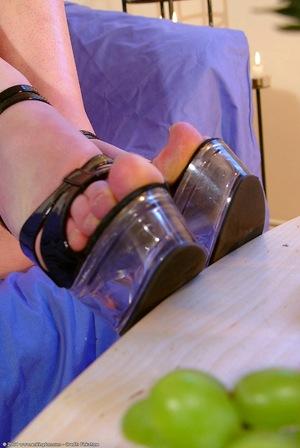 Original 685 px/ 1024 px