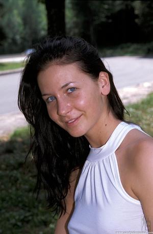 #DDFNetwork Thalia & James Brossman - Hiking for a good hump!