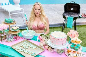 Original 3000 px/ 2000 px