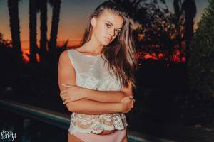 Original 4500 px/ 3000 px