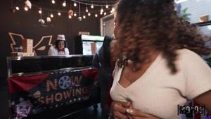 #Mofos - Isabella Jules - Movie Theater Flashing