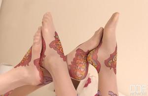 Original 2000 px/ 1303 px