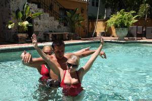 Original 2495 px/ 1663 px