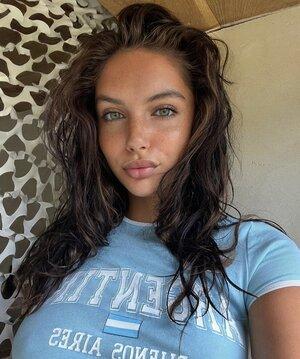 Original 1004 px/ 1200 px