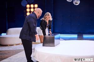 Original 2999 px/ 2000 px