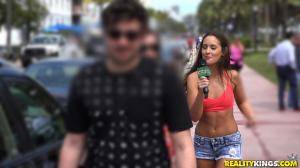 Original 1800 px/ 1013 px