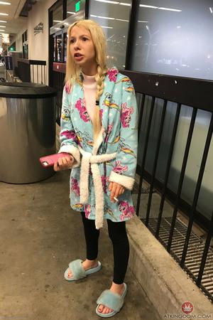 Original 2000 px/ 3000 px