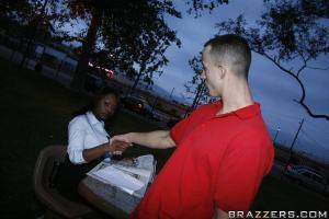 Original 900 px/ 600 px