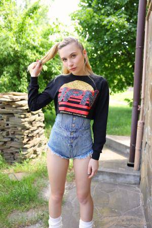 Original 2400 px/ 3600 px